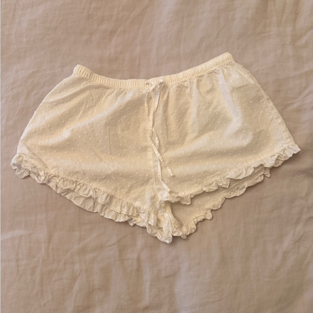 GAP Love (s) White Swiss Dot Ruffle Sleep Shorts